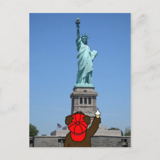 'Liberty Bear' NY Postcard Postkarte