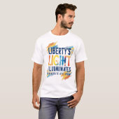 Liberty’s Light Illuminates – Modern Inspiration T-Shirt (Vorne ganz)