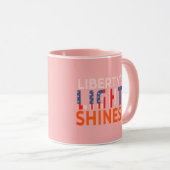 Liberty's Flame Lights Night Tasse (VorderseiteRechts)