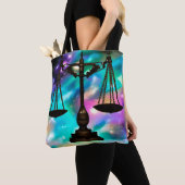 Libra Tasche (Von Nahem)
