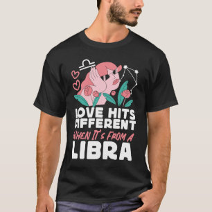 Libra Zodiac-Liebe trifft anders, wenn sie von ein T-Shirt