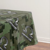 Libra Zodiac Sign auf olivengrüne digitale Camoufl Tischdecke (Beispiel)