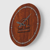 Libra Zodiac Sign on Mahogany Brown Style Print Große Wanduhr (Winkel)