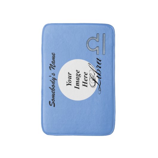 Libra Zodiac Symbol Element von Kenneth Yoncich Badematte (Vorderseite Vertikal)