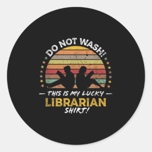 Librarian Funny Library Zitat Grafik Runder Aufkleber