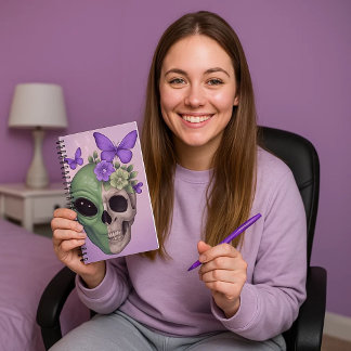 Libreta de dibujo con alien, calavera y mariposa – notizblock