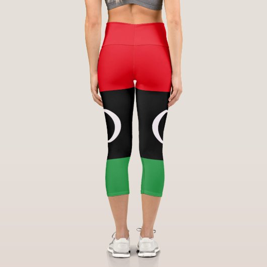 libysche Flagge Capri Leggings (Rückseite)