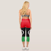 libysche Flagge Capri Leggings (Rückseite)