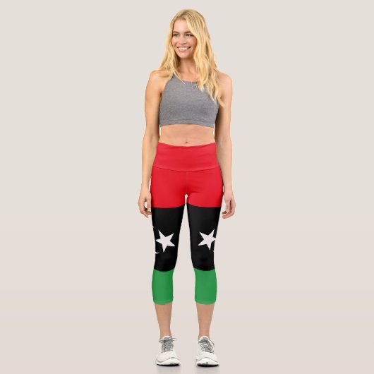 libysche Flagge Capri Leggings (Vorderseite)