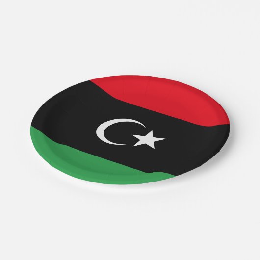 libysche Flagge Pappteller (Schrägansicht)