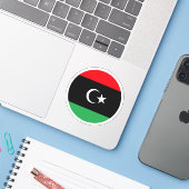 Libysche Flaggenrundkleber Aufkleber (Laptop mit iPhone)