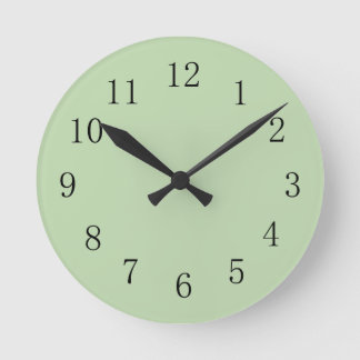 Lichen Moss Green Round (Medium) Wall Clock Runde Wanduhr