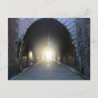 Licht am Ende Postkarte