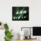Licht, das durch Kirchenfenster fällt Poster (Heimbüro)