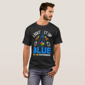 Licht in blaues Autismus Bewusstsein Autistisches T-Shirt (Vorne ganz)