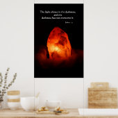 Licht in der Dunkelheit Poster (Küche)