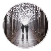 Licht, Schatten und Symmetrie - Sepia Keramikknauf (Vorderseite)