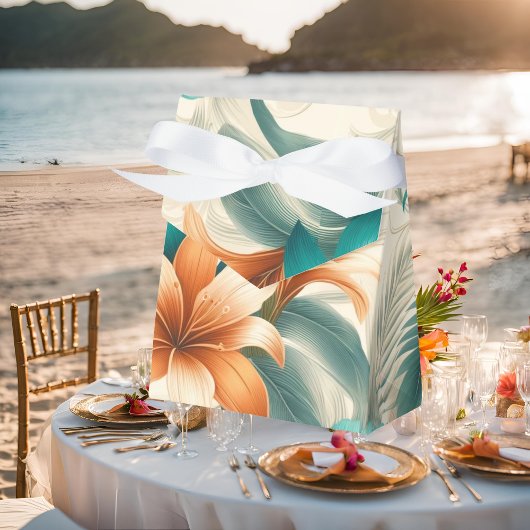 Licht tropischer Unbeholfenheit gebeugt Geschenkschachtel