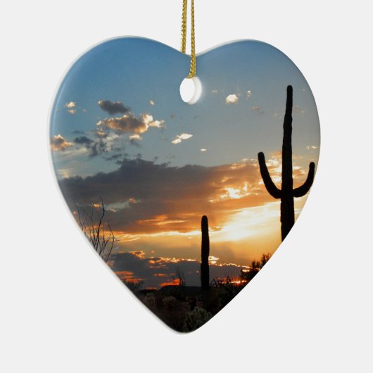 Licht verblaßt in einer Flamme Keramikornament (Rechts)