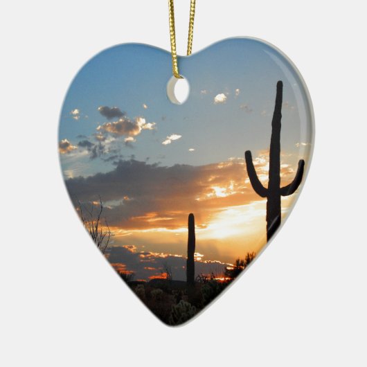 Licht verblaßt in einer Flamme Keramikornament (Links)