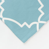 Lichtblau-marokkanisches Gittermuster Fleecedecke (Ecke)