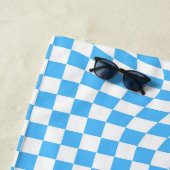Lichtblau und weiß kariertes Prüfbrett-Muster Strandtuch (Beispiel)