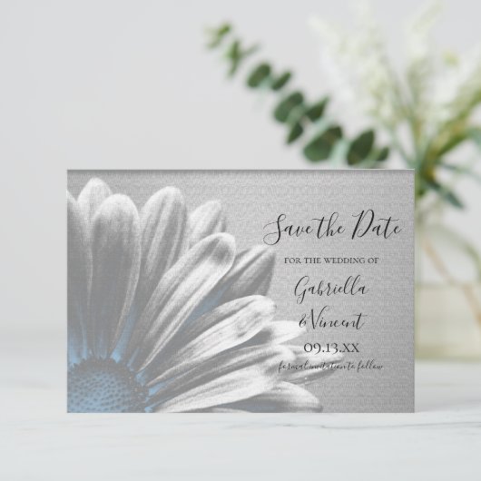 Lichtblaue BlumenHighlights Hochzeitsszenierungen Save The Date (Stehend Vorderseite)