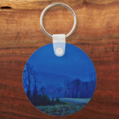 Lichter in einem blauen Berg-Nebel Schlüsselanhänger (Vorderseite)