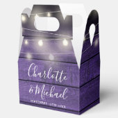 Lichterkette Lila Rustikales Holz Schrift Hochzeit Geschenkschachtel (Geöffnet)
