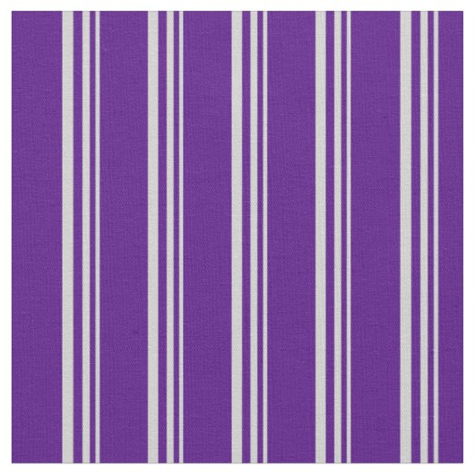Lichtgrau- und Indigo-Farblinien-Muster Stoff (Nahaufnahme)