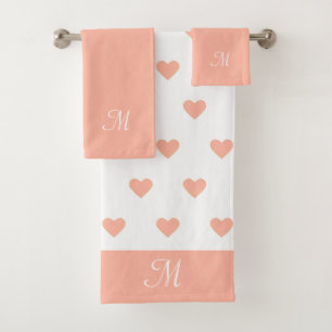 Lichtkoralle, rosa Herzmuster und Monogramm Badhandtuch Set
