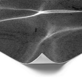 Lichtreflektionen auf Wasser: Schwarz/Weiß Poster (Ecke)