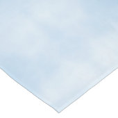 Lichtstrahlen aus dem religiösen Kreuz (W/Wolken) Tischdecke (Schrägansicht)