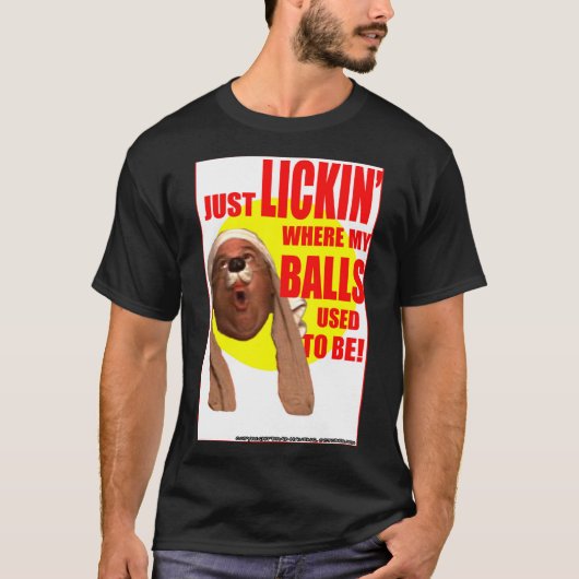 "Lickin'..!" auf einem schwarzen T - Shirt (Vorderseite)