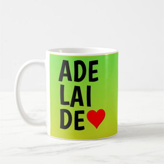 Liebe Adelaide (oder Ihr Text) Herz auf Grün Gold Kaffeetasse (Links)