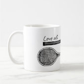 "Liebe alle" Tennis-Tasse Kaffeetasse (Links)