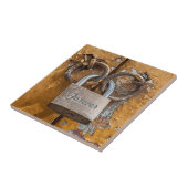 Liebe an antiker Tür sperren Fliese (Seite)