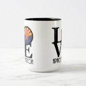 LIEBE Apache Junction Zweifarbige Tasse (Mittel)