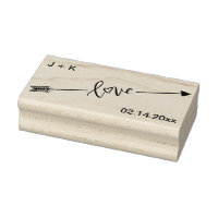 Liebe Arrow Initials und Datum
