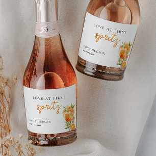Liebe auf den ersten Spritz-Junggesellinnenabschie Schaumweinetikett