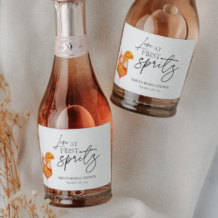 Liebe auf den ersten Spritz-Junggesellinnenabschie Schaumweinetikett