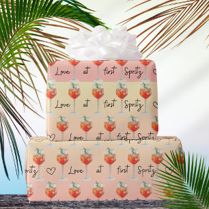 Liebe auf den ersten Spritzer Watercolor Orange Co Geschenkpapier