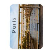 Liebe auf einer Brücke in Paris Magnet (Vertikal)