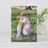 Liebe befindet sich in der Air Niedlich Valentinst (Stehend Vorderseite)