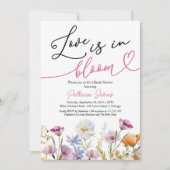Liebe befindet sich in der Wildblume des Brautpart Einladung (Vorderseite)
