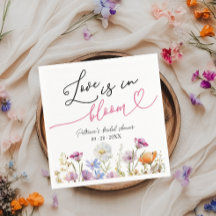 Liebe befindet sich in der Wildblume des Brautpart