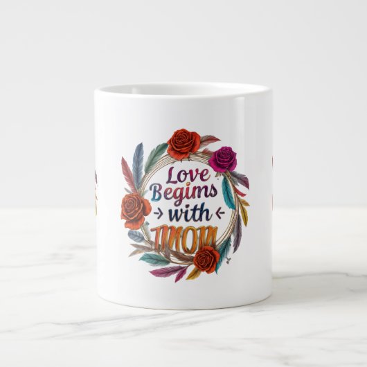 Liebe beginnt mit Jumbo-Tasse "Mama" (Vorderseite)