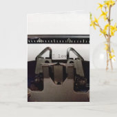 Liebe beim Retro-Schreibmaschine Karte (Gelbe Blume)