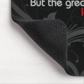 Liebe-Bibel-Vers, Schwarzes/Rot Mousepad (Ecke)