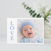 Liebe Blaue Typografie Foto Geburtsankündigung (Stehend Vorderseite)